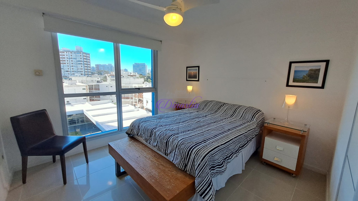 Apartamento ID.402 - Venta Apartamento de 2 dormitorios en Parada 3, Punta del Este