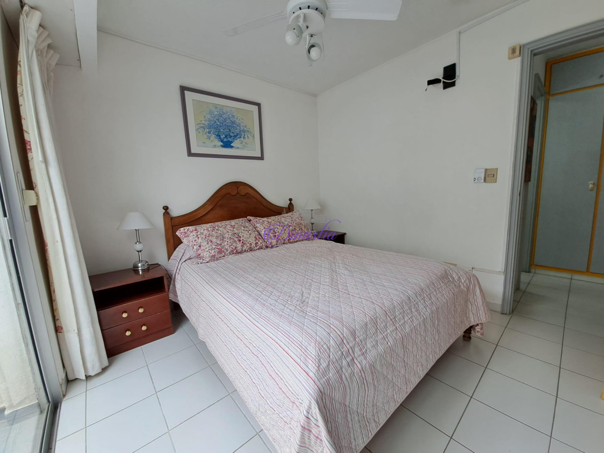Apartamento ID.71 - Alquiler temporario Apartamento de 1 dormitorio en Península, Punta del Este.