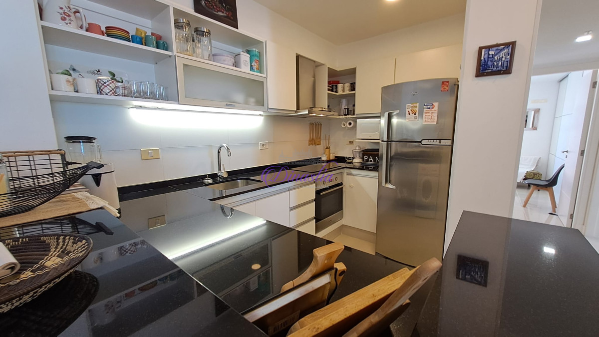 Apartamento ID.403 - Alquiler temporario Apartamento 2 dormitorios y medio en Parada 3, Punta del Este