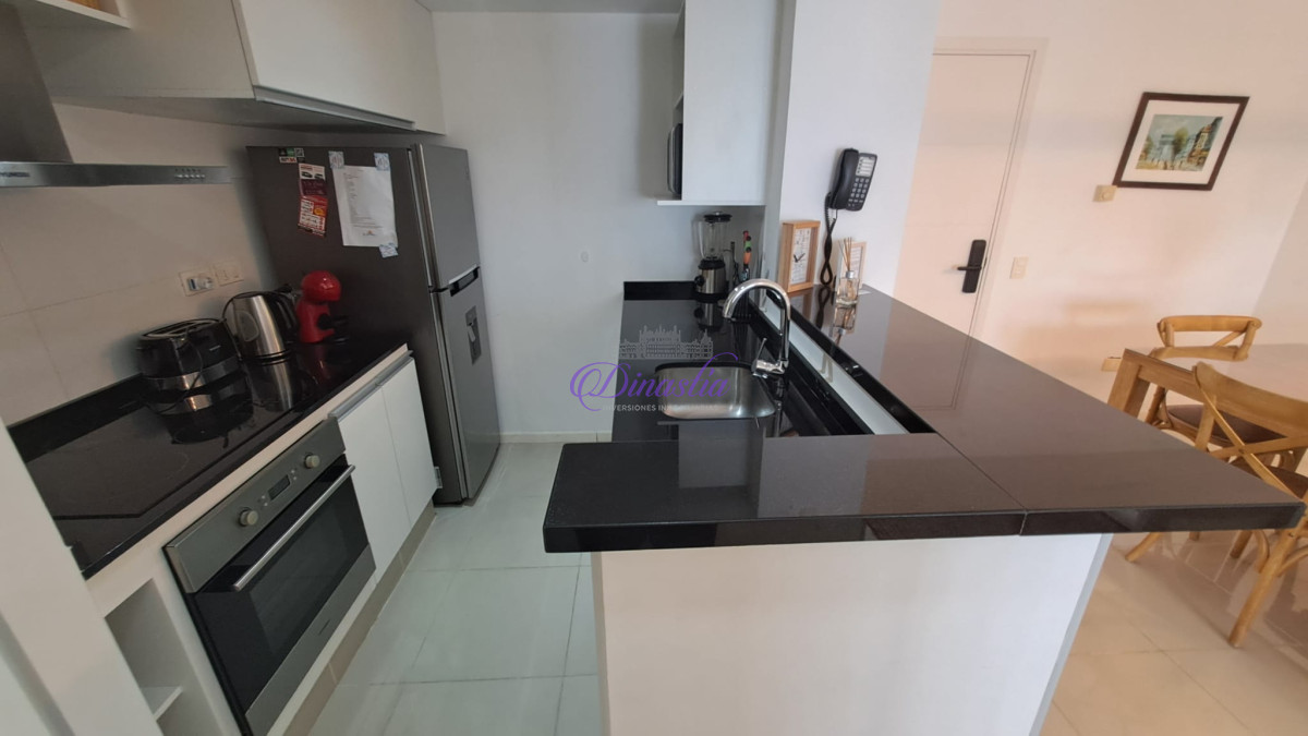 Apartamento ID.442 - Venta Apartamento de 2 dormitorios en Parada 3, Punta del Este