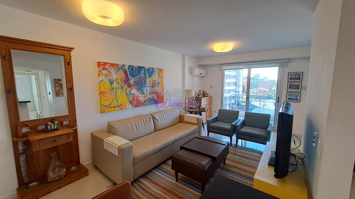 Apartamento ID.402 - Venta Apartamento de 2 dormitorios en Parada 3, Punta del Este