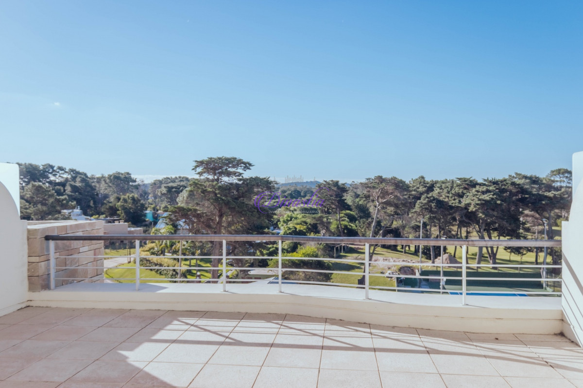 Apartamento ID.309 - Venta Penthouse de 3 dormitorios en Veramansa, Punta del Este