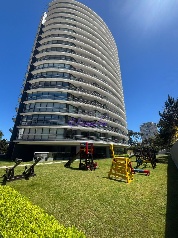 Apartamento ID.463 - Alquiler temporario Apartamento 2 dormitorios en Roosevelt, Punta del Este