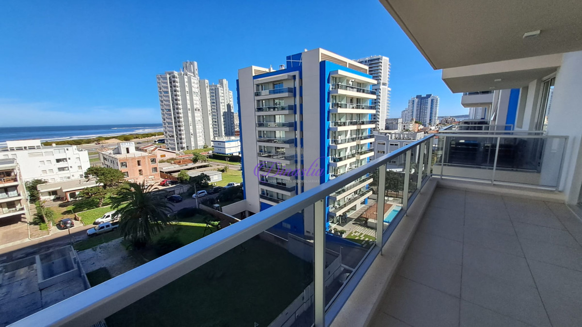 Apartamento ID.403 - Alquiler temporario Apartamento 2 dormitorios y medio en Parada 3, Punta del Este