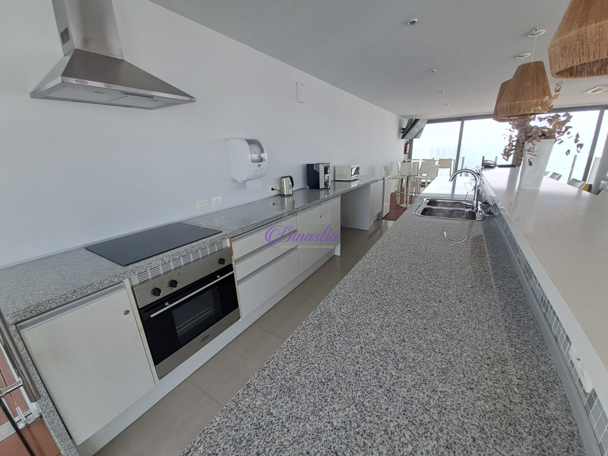 Apartamento ID.155 - Alquiler Invernal Apartamento 1 dormitorio y medio en Playa Brava, Punta del Este.