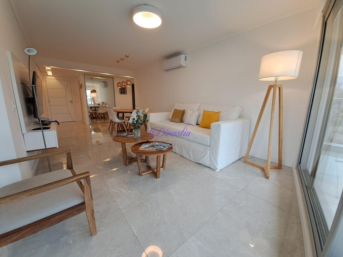 Apartamento ID.88 - Alquiler Invernal Apartamento de 2 dormitorios en Miami Bv. Playa Mansa, Punta del Este