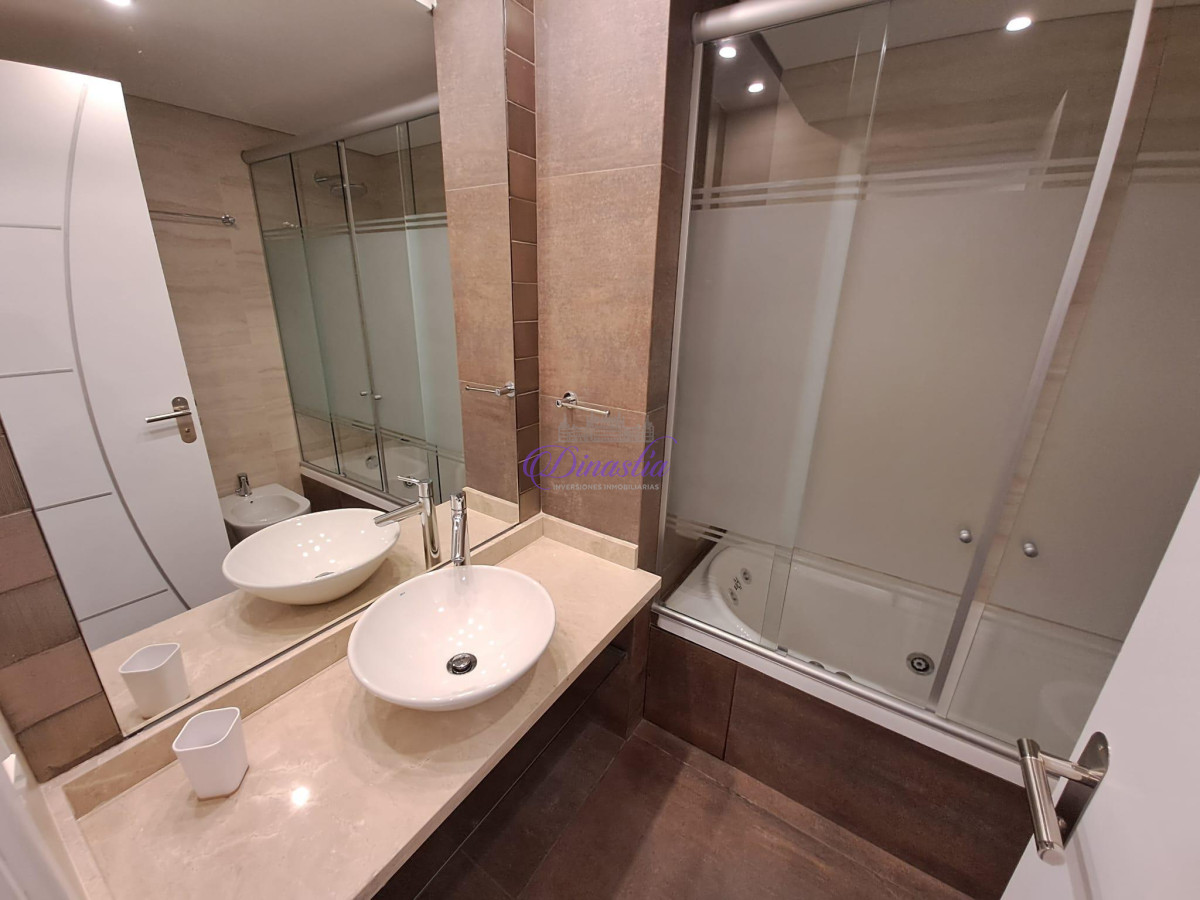Apartamento ID.88 - Alquiler Invernal Apartamento de 2 dormitorios en Miami Bv. Playa Mansa, Punta del Este