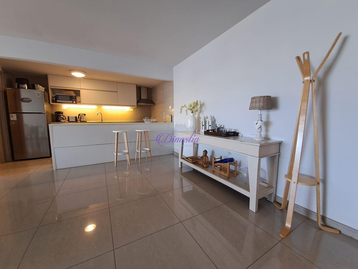 Apartamento ID.8 - Alquiler Temporario Apartamento 3 dormitorios en Playa Brava, Punta del Este.