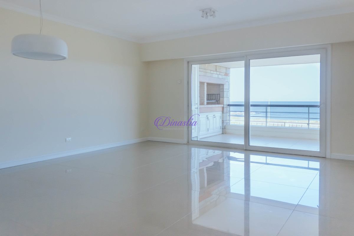 Apartamento ID.307 - Venta Penthouse de 2 dormitorios en Veramansa, Punta del Este