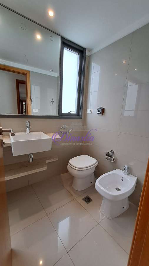 Apartamento ID.213 - Venta y Alquiler temporario Penthouse 3 dormitorios en primera linea de Rincon del Indio, Punta del Este