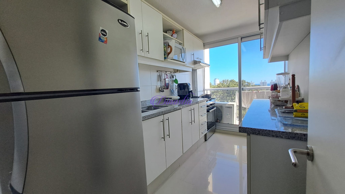 Apartamento ID.447 - Alquiler Anual y Venta Apartamento de 3 dormitorios en Roosevelt, Punta del Este