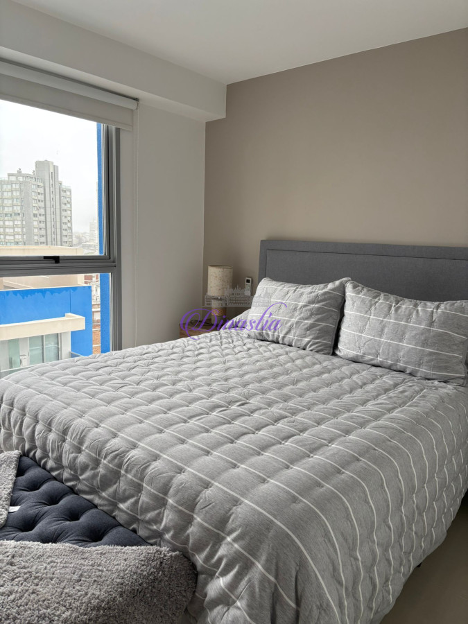 Apartamento ID.448 - Venta Apartamento de 2 dormitorios y medio en Parada 3, Punta del Este