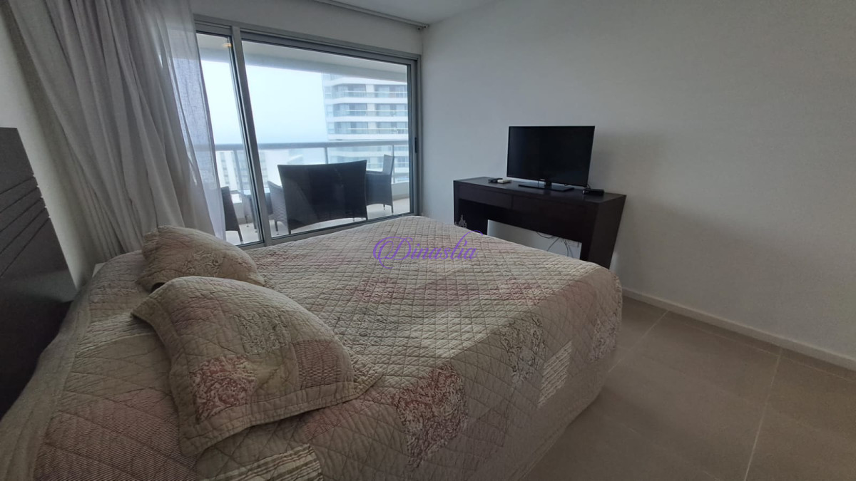 Apartamento ID.365 - Alquiler temporario Apartamento 3 dormitorios en Playa Brava, Punta del Este.