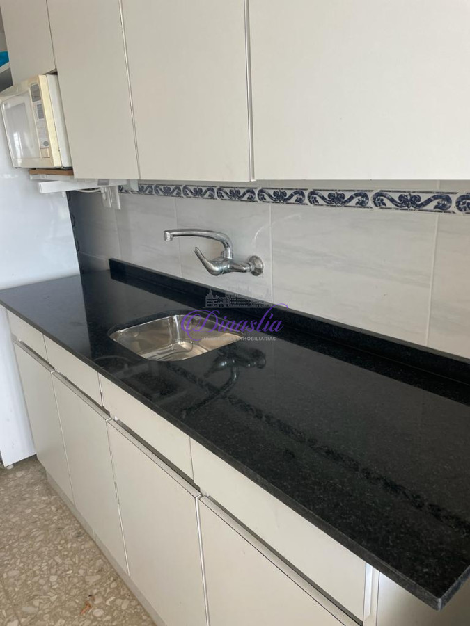 Apartamento ID.126 - Alquiler temporario Apartamento 2 dormitorios en Península, Punta del Este.