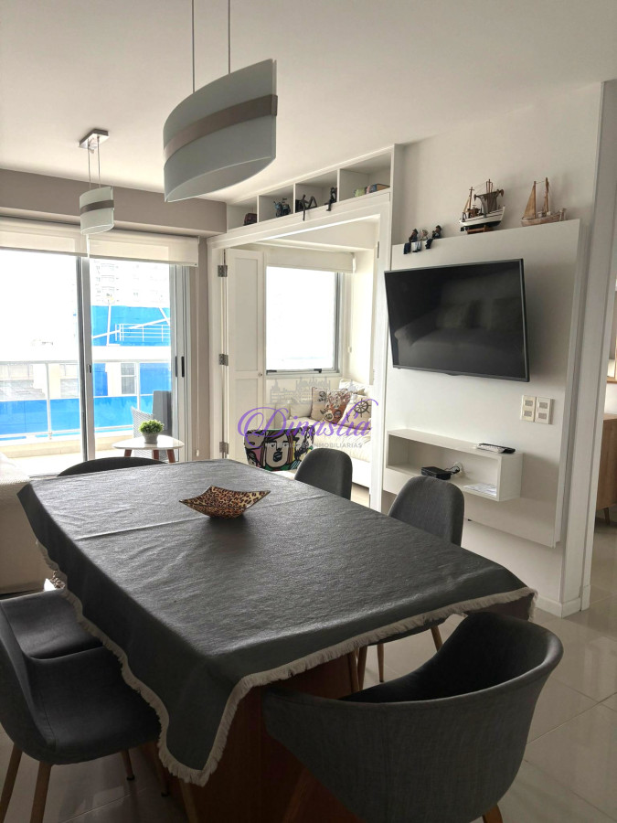 Apartamento ID.448 - Venta Apartamento de 2 dormitorios y medio en Parada 3, Punta del Este