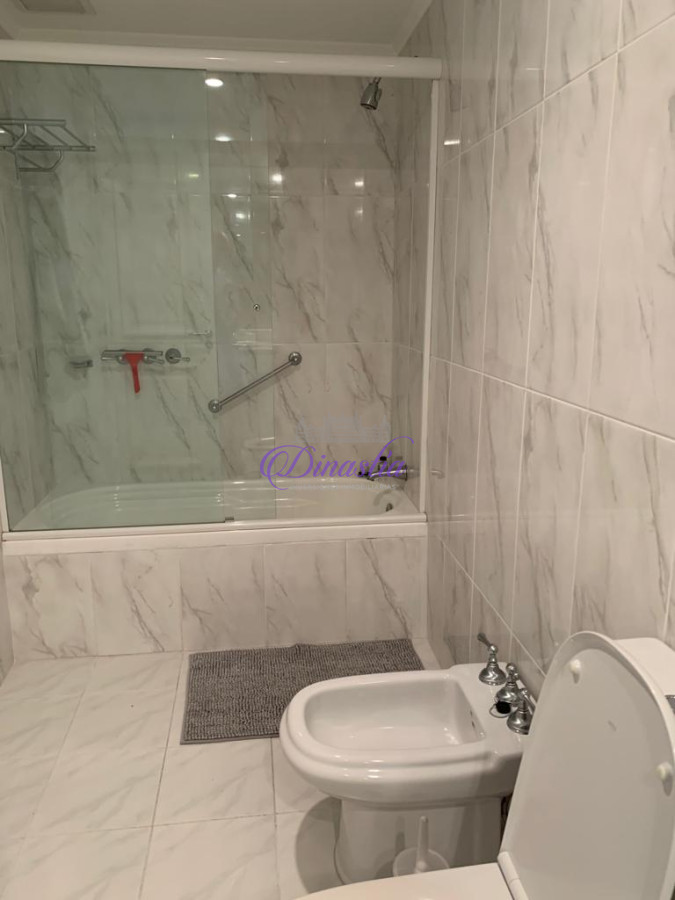 Apartamento ID.138 - Alquiler temporal Apartamento Premium de 3 dormitorios frente al mar Playa Mansa, Punta del Este