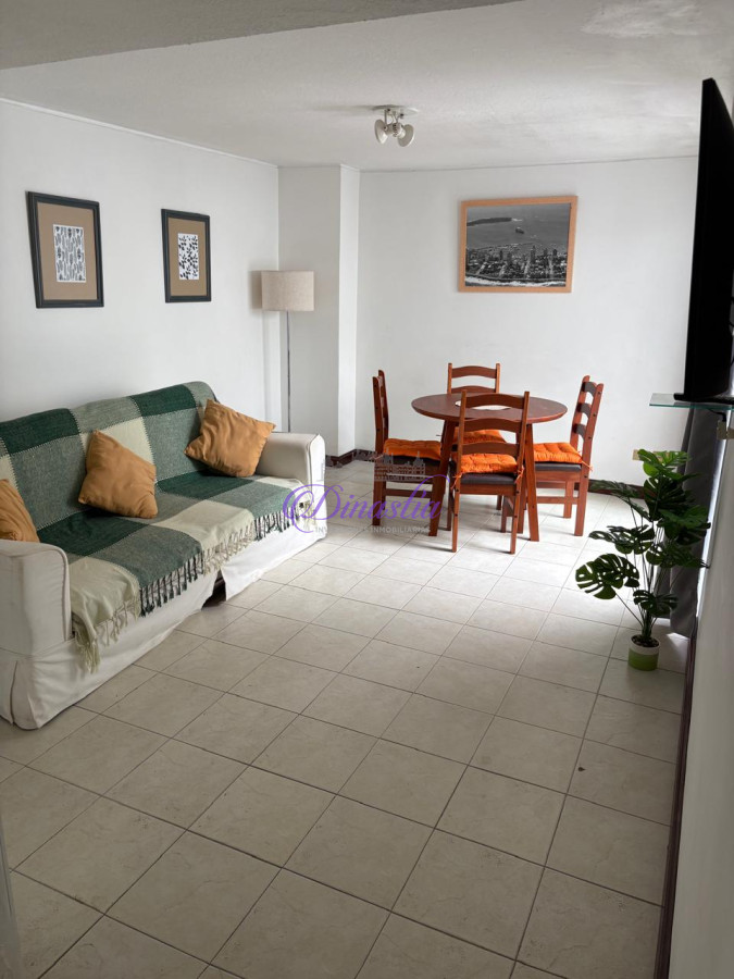 Apartamento ID.71 - Alquiler temporario Apartamento de 1 dormitorio en Península, Punta del Este.