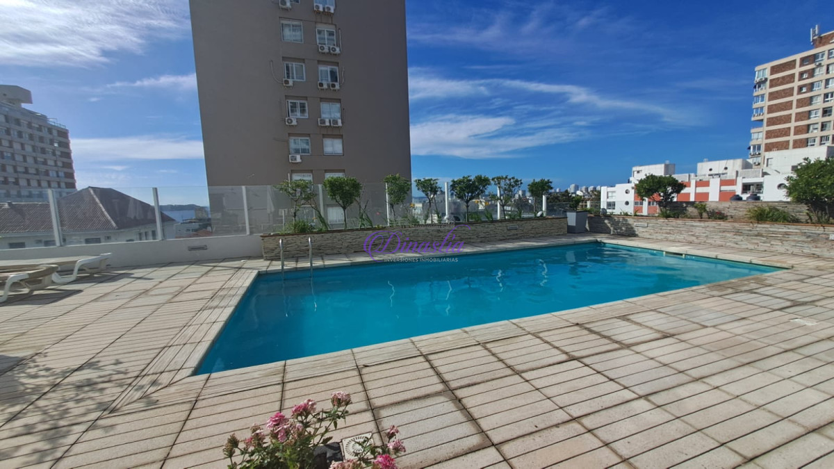 Apartamento ID.444 - Alquiler Apartamento 2 dormitorios en Península, Punta del Este
