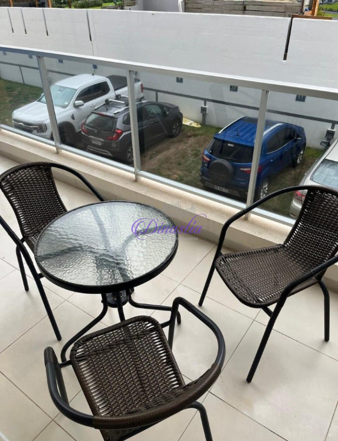 Apartamento ID.411 - Alquiler temporario Apartamento 2 dormitorios en Parada 3, Punta del Este