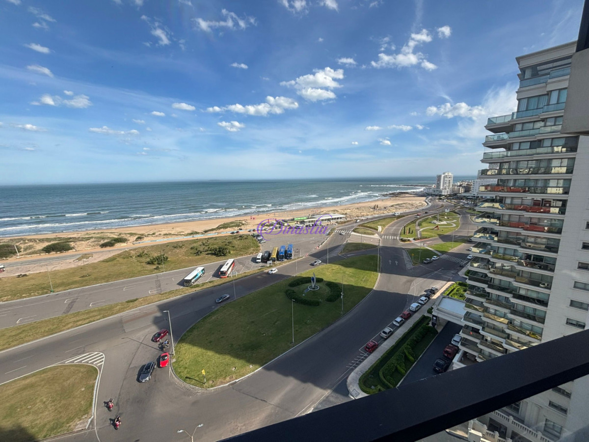 Apartamento ID.470 - Alquiler temporal Apartamento 3 dormitorios en Parada 1, Punta del Este.