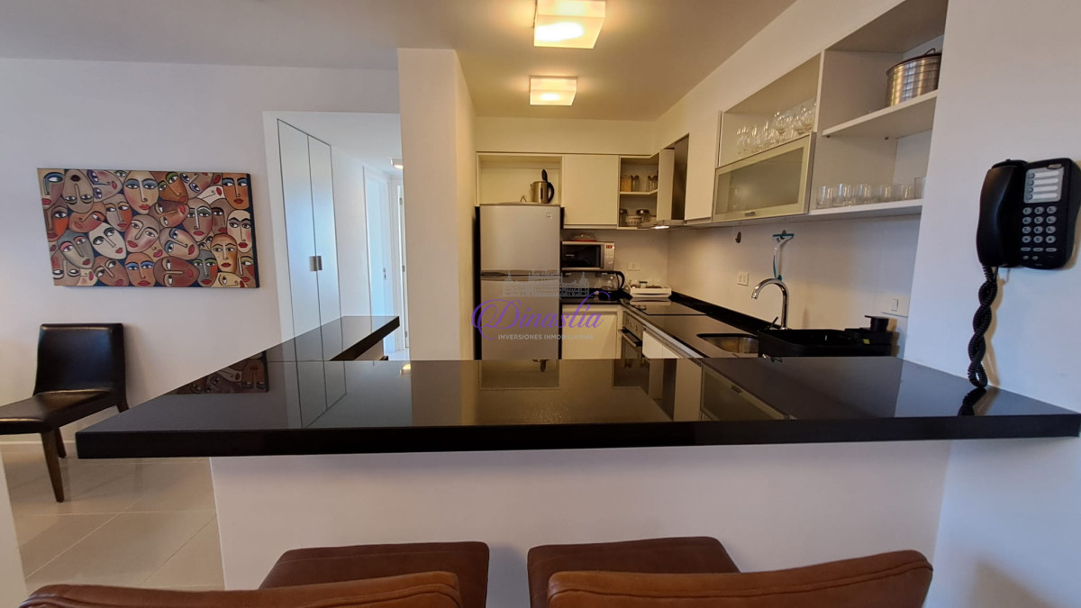 Apartamento ID.402 - Venta Apartamento de 2 dormitorios en Parada 3, Punta del Este