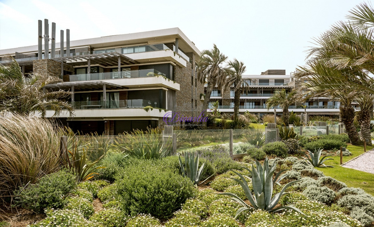 Apartamento ID.206 - Venta y Alquiler temporario Apartamento de 3 dormitorios en Selenza, Manantiales
