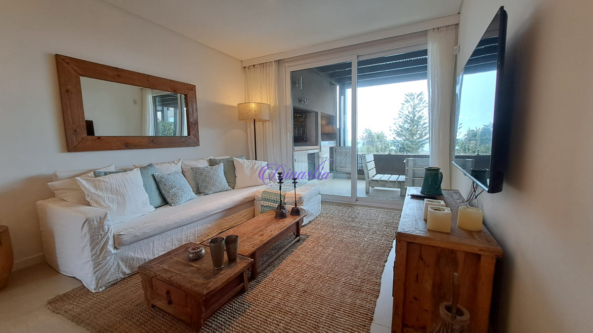 Apartamento ID.288 - Alquiler temporario Apartamento de 3 dormitorios frente al mar en Manantiales, Maldonado