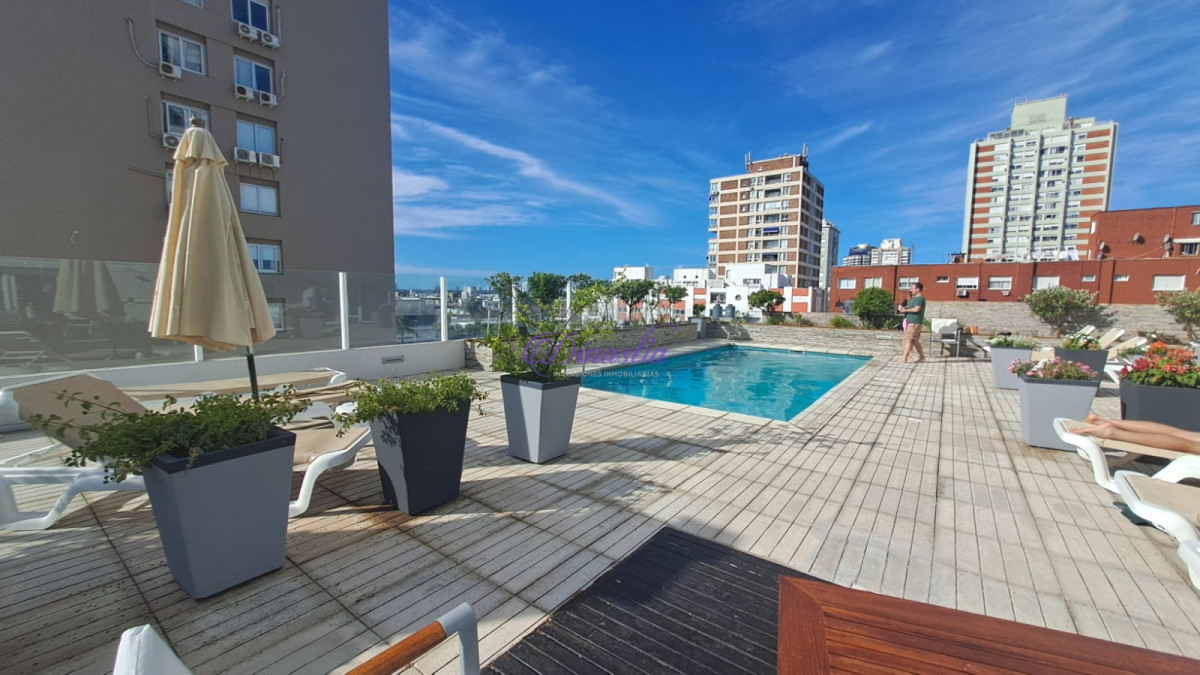 Apartamento ID.444 - Alquiler Apartamento 2 dormitorios en Península, Punta del Este