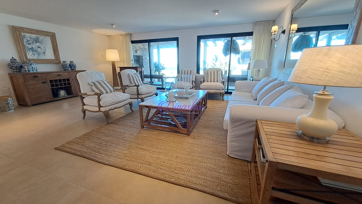 Apartamento ID.206 - Venta y Alquiler temporario Apartamento de 3 dormitorios en Selenza, Manantiales