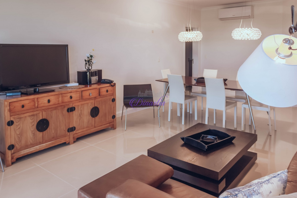 Apartamento ID.303 - Venta Penthouse de 3 dormitorios en Veramansa, Punta del Este