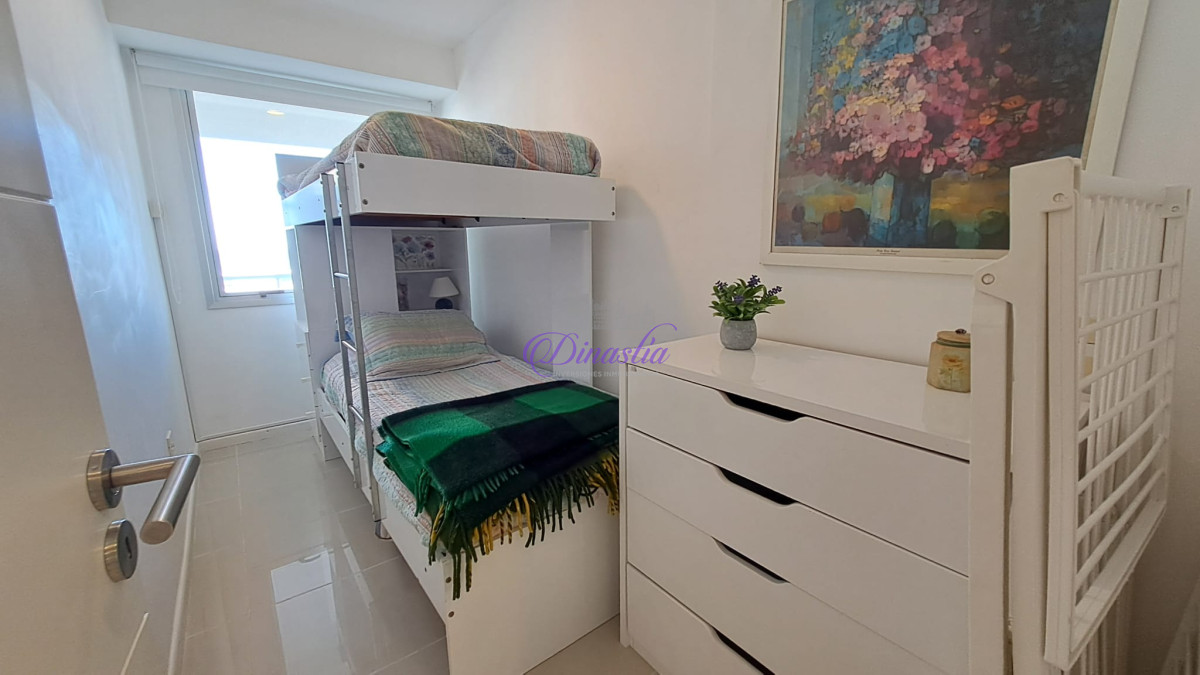 Apartamento ID.403 - Alquiler temporario Apartamento 2 dormitorios y medio en Parada 3, Punta del Este