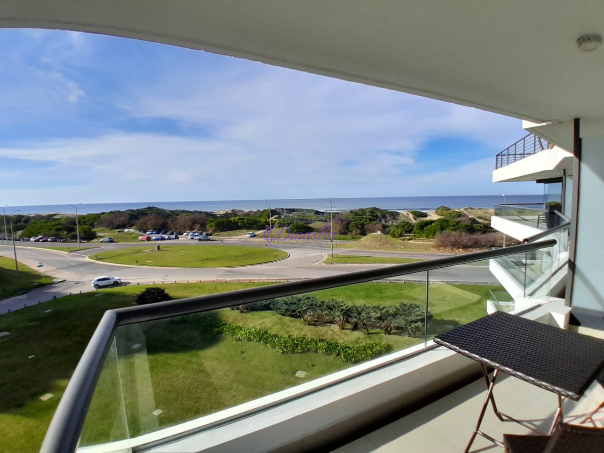 Apartamento ID.213 - Venta y Alquiler temporario Penthouse 3 dormitorios en primera linea de Rincon del Indio, Punta del Este