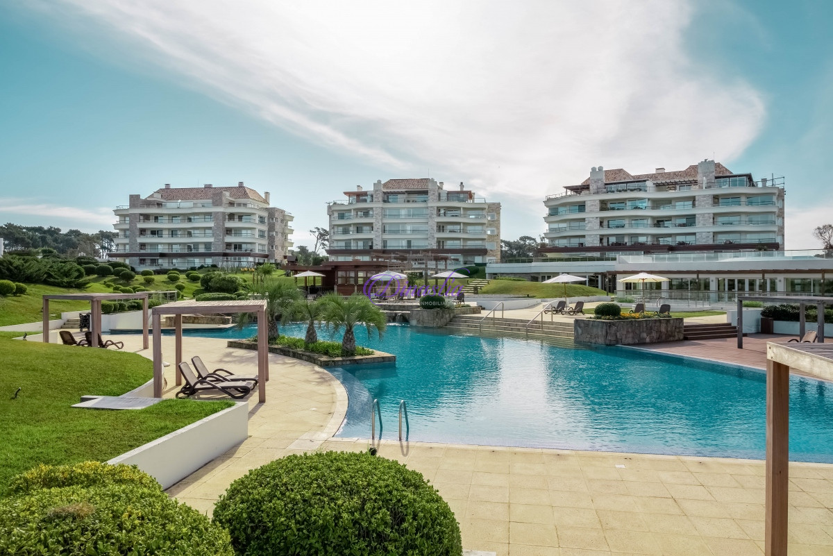 Apartamento ID.310 - Venta Penthouse de 4 dormitorios en Veramansa, Punta del Este