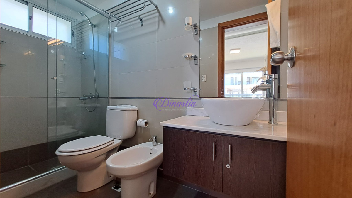 Apartamento ID.433 - Alquiler temporario Apartamento de 1 dormitorio en Aidy Grill, Punta del Este.