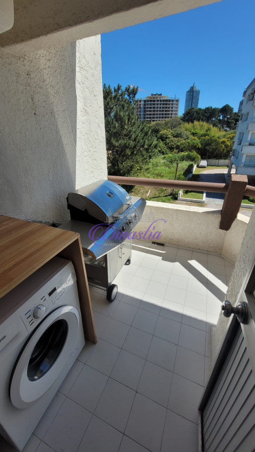 Apartamento ID.412 - Alquiler temporal Apartamento de 1 dormitorio en Aidy Grill, Punta del Este.