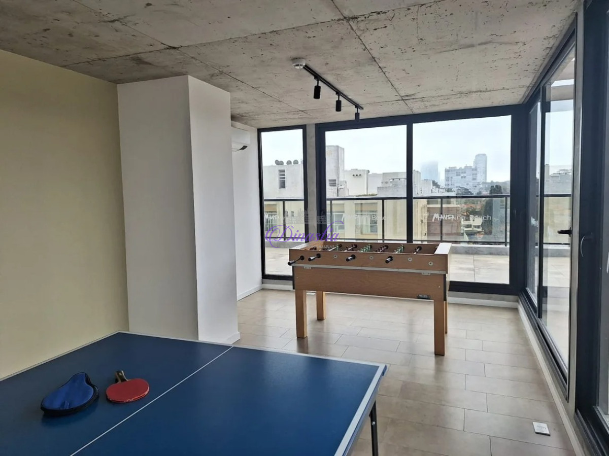 Apartamento ID.419 - Alquiler temporario Apartamento frente al mar de 1 dormitorio en Playa Mansa, Punta del Este