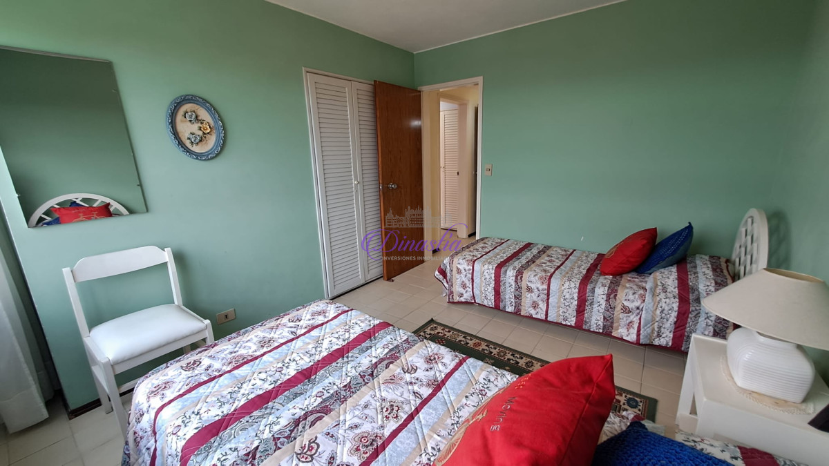 Apartamento ID.296 - Venta Apartamento de 2 dormitorios sobre Roosevelt, Punta del Este