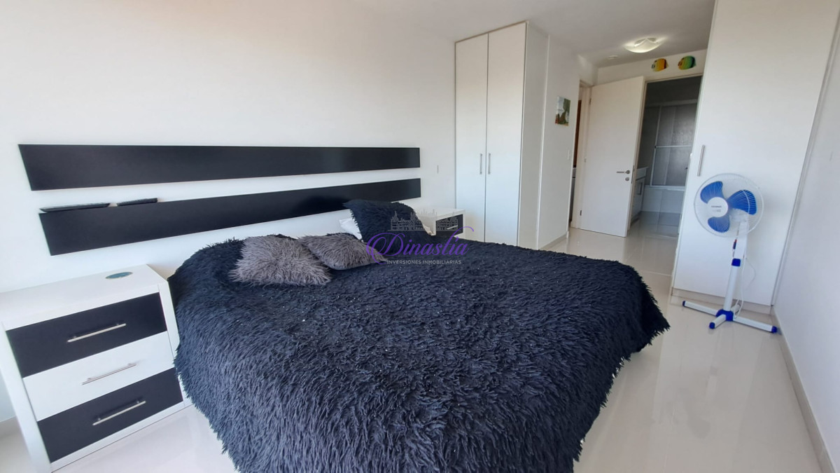 Apartamento ID.447 - Alquiler Anual y Venta Apartamento de 3 dormitorios en Roosevelt, Punta del Este