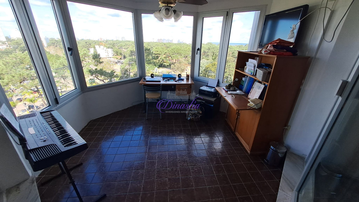 Apartamento ID.393 - Venta Apartamento de 3 dormitorios en Roosevelt, Punta del Este