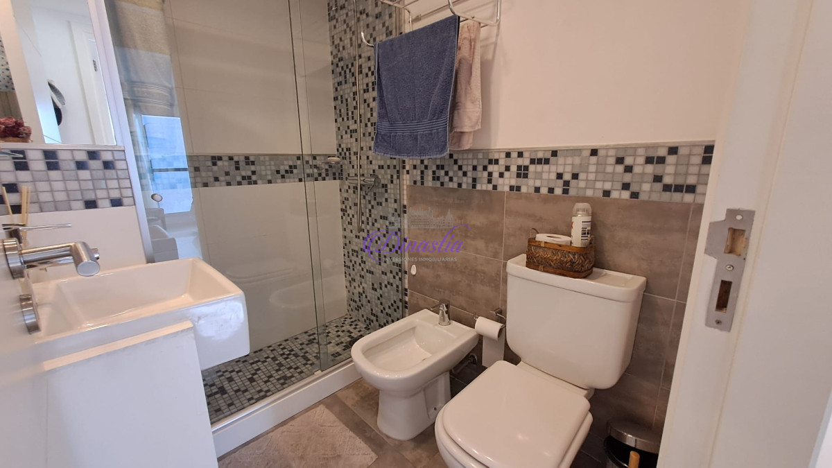 Apartamento ID.403 - Alquiler temporario Apartamento 2 dormitorios y medio en Parada 3, Punta del Este