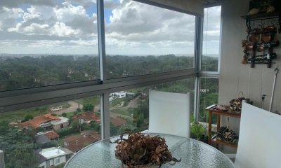 Venta apartamento de 2 dormitorios , Roosevelt , Punta del Este.
