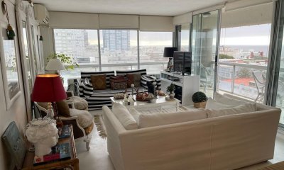 Venta Apartamento de 2 dormitorios en Península, Punta del Este.