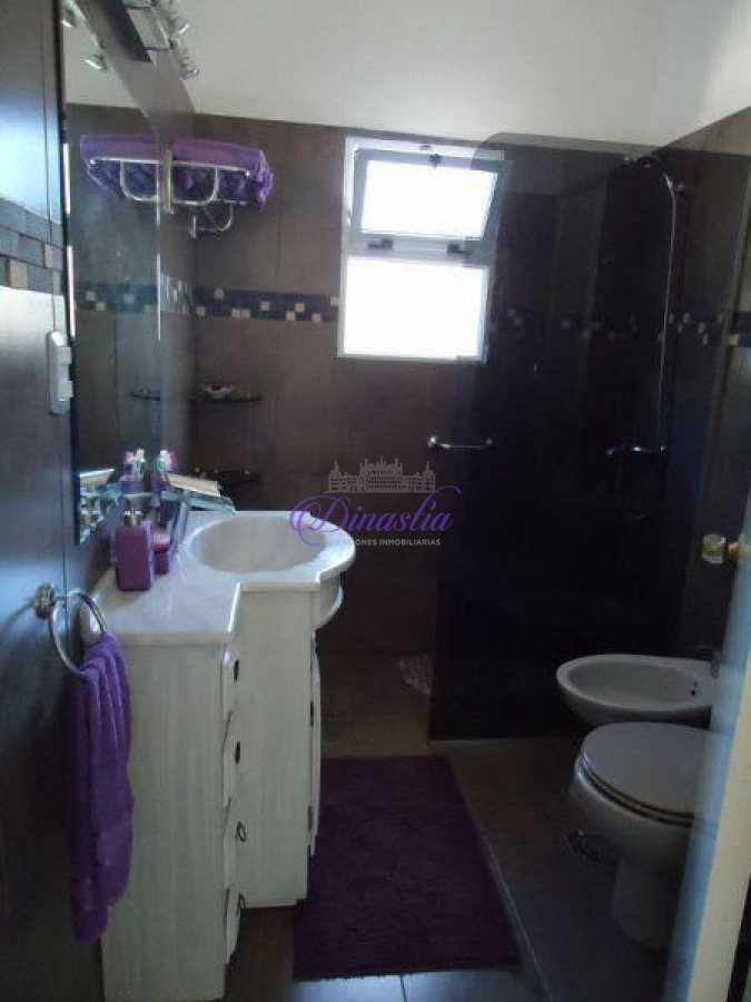 Casa ID.11 - Alquiler temporario Casa de 3 dormitorios en Playa Mansa, Punta del Este.