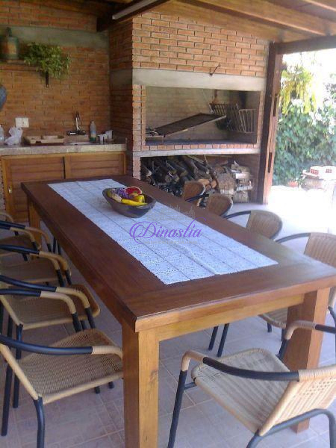 Casa ID.11 - Alquiler temporario Casa de 3 dormitorios en Playa Mansa, Punta del Este.