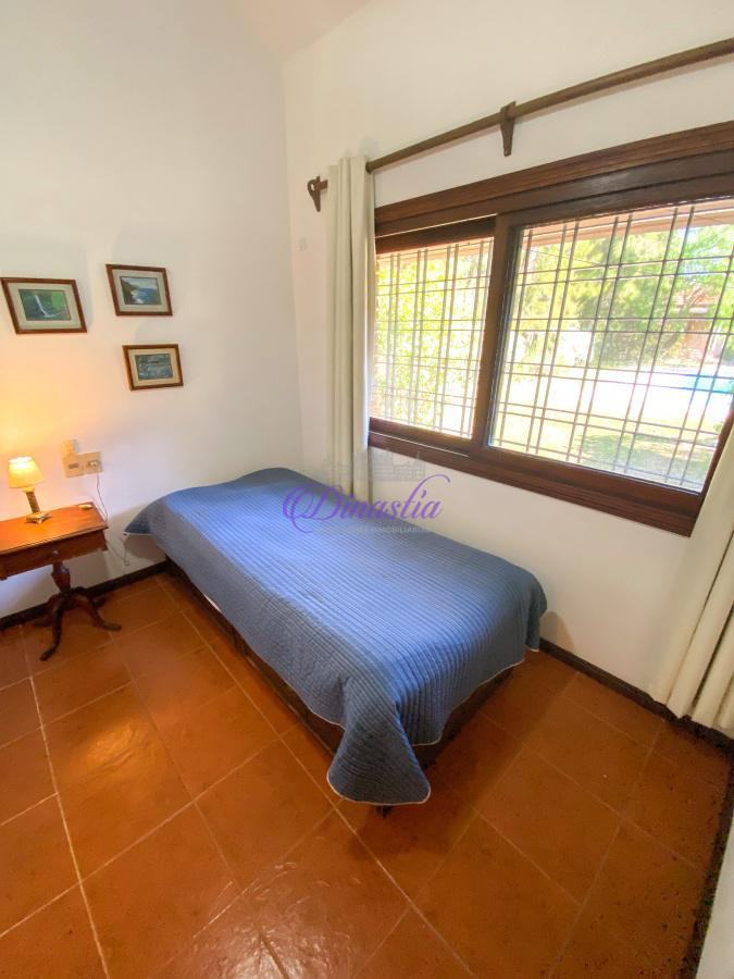 Casa ID.21 - Alquiler temporario Casa de 3 dormitorios en Rincon del Indio, Punta del Este.