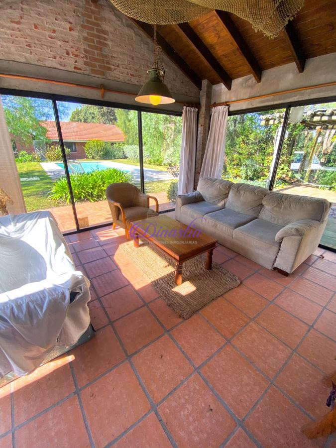 Casa ID.21 - Alquiler temporario Casa de 3 dormitorios en Rincon del Indio, Punta del Este.