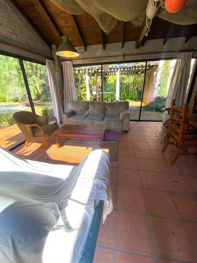 Casa ID.21 - Alquiler temporario Casa de 3 dormitorios en Rincon del Indio, Punta del Este.
