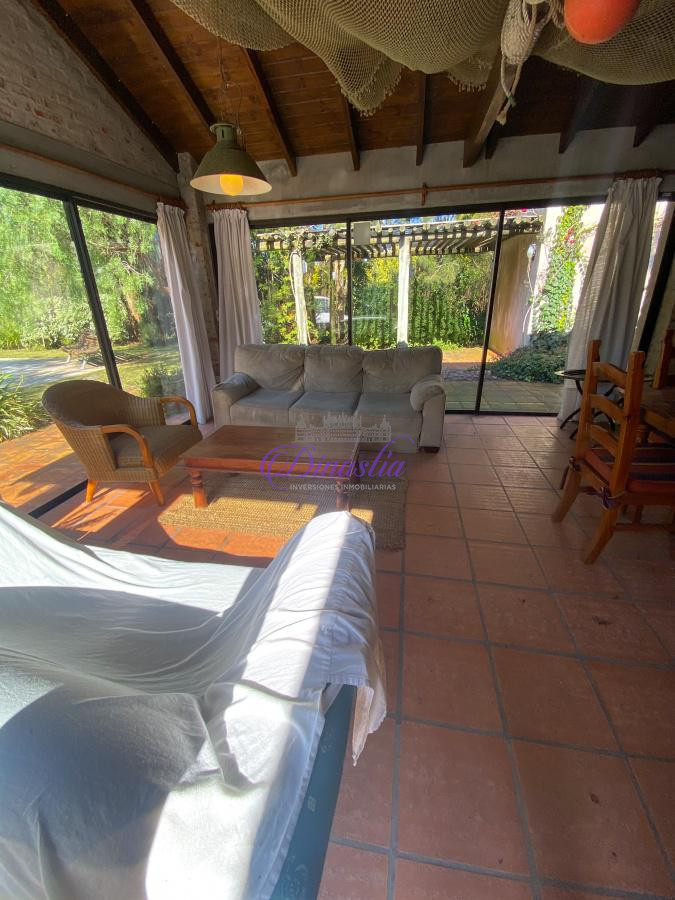 Casa ID.21 - Alquiler temporario Casa de 3 dormitorios en Rincon del Indio, Punta del Este.