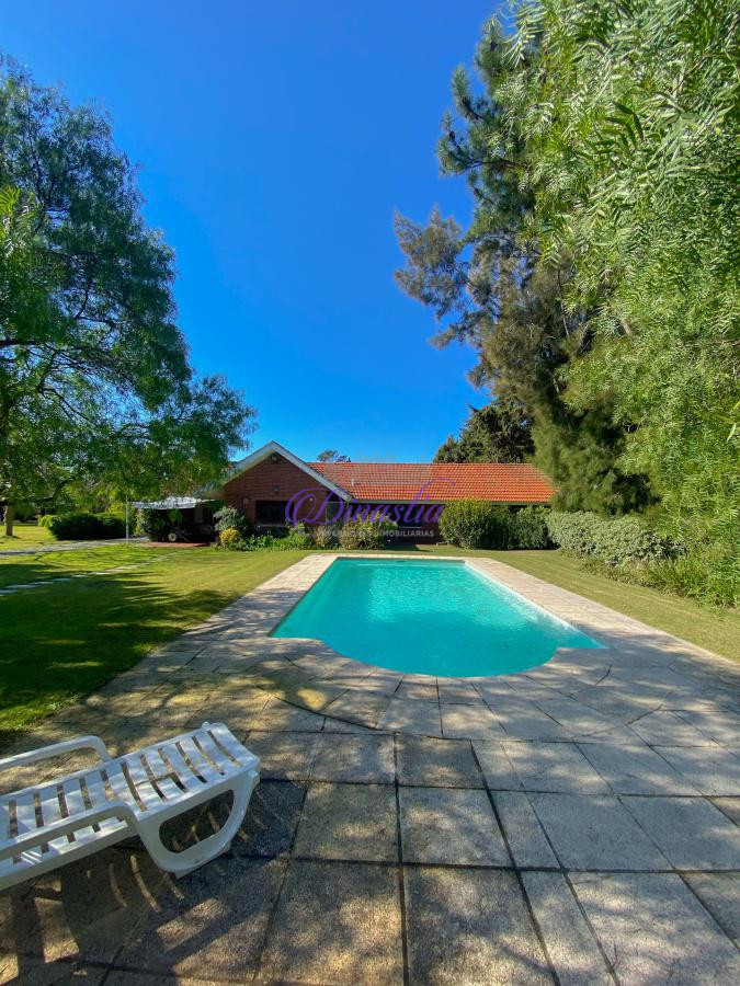 Casa ID.21 - Alquiler temporario Casa de 3 dormitorios en Rincon del Indio, Punta del Este.