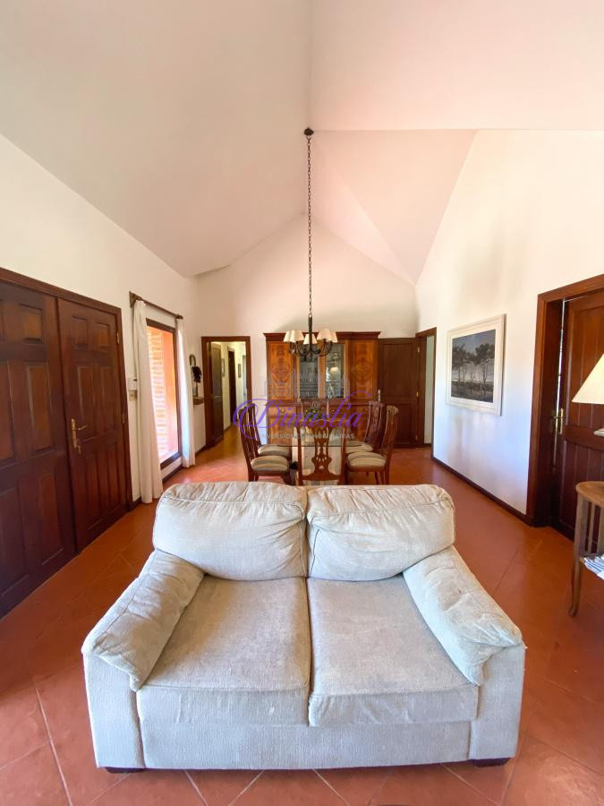 Casa ID.21 - Alquiler temporario Casa de 3 dormitorios en Rincon del Indio, Punta del Este.